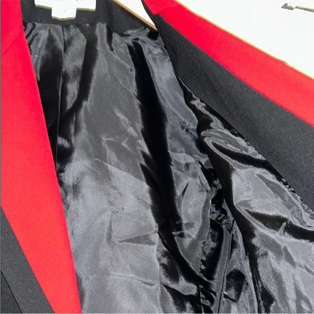 Authentic Christian Dior Black Blazer with Red Lapel 10